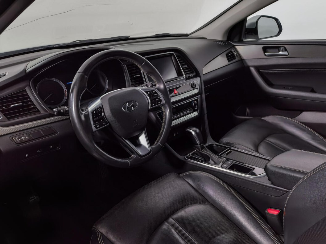 Hyundai Sonata Lifestyle 2.0 АКПП, 2019, 31 204 км фото 7