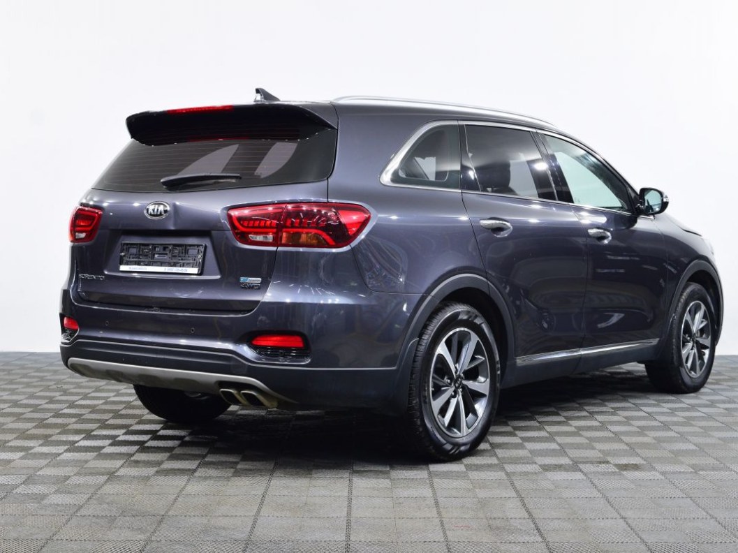 Kia Sorento Luxe 2.4 АКПП, 2018, 73 291 км фото 7