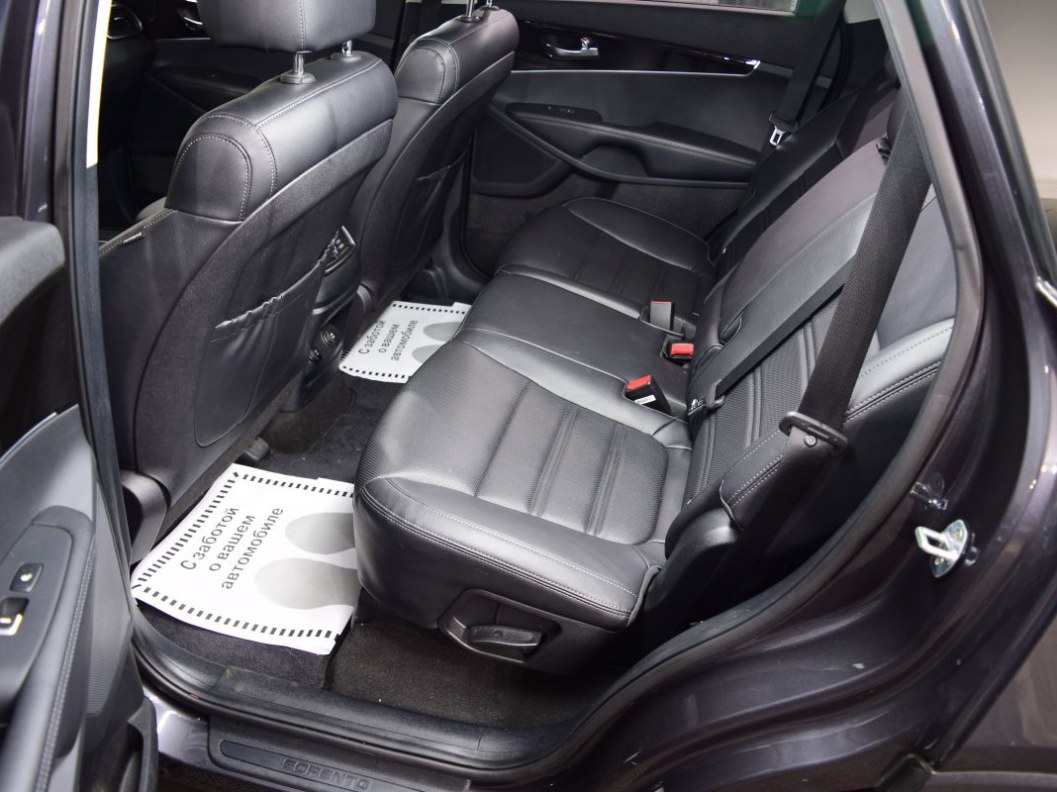 Kia Sorento Luxe 2.4 АКПП, 2018, 73 291 км фото 13